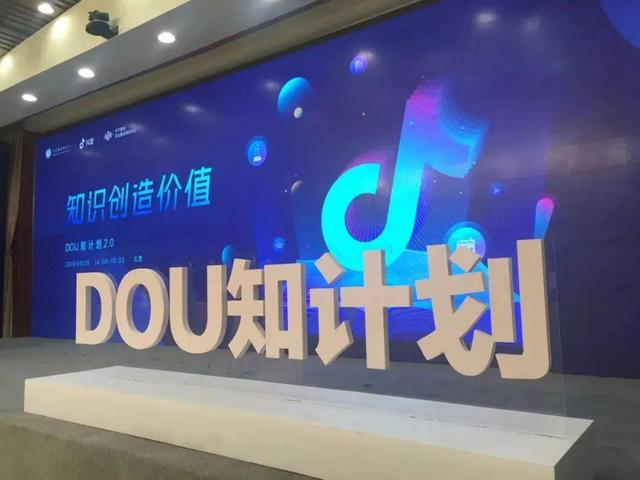 微信群人数上限是多少,怎么提升微信群人数上限?《如何在qq里找群的账号》