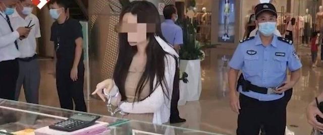 怎样查找微信群聊不显示的群《微信号里的群要怎么找》