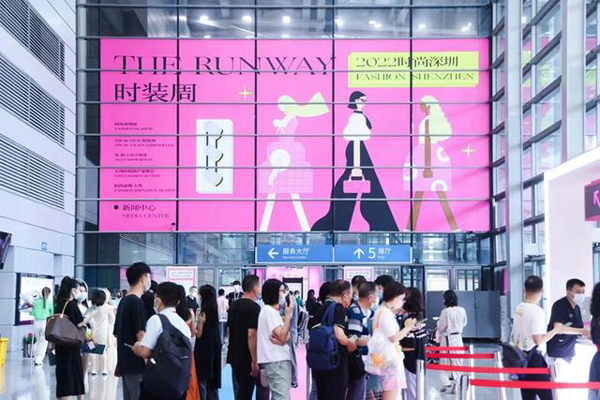 怎样弄一个二维码建群《qq群聊哪里找》