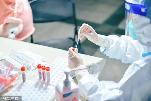微信群怎么禁言所有人《同城qq群二维码怎么弄的》