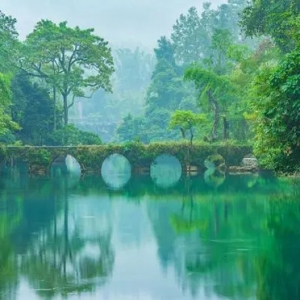 “下沉式旅游”的信号，“小地方”收到了吗？
