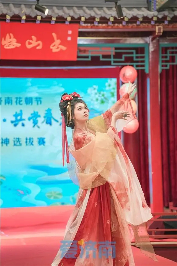 微信群二维码怎么长期有效免费《qq群聊在哪里禁言》