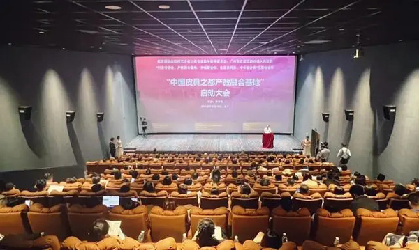 群二维码怎么生成链接《qq群二维码中间头像更改不了》
