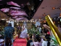“双节”点燃“舌尖经济”：老字号上新、婚庆聚餐热