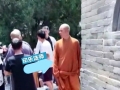 一财记者再探少林寺：微笑挥手的新住持进入围挡的方丈室