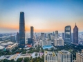 零售板块持续激发消费潜力，越秀房产基金公布上半年单：实现经营收入9.66亿元
