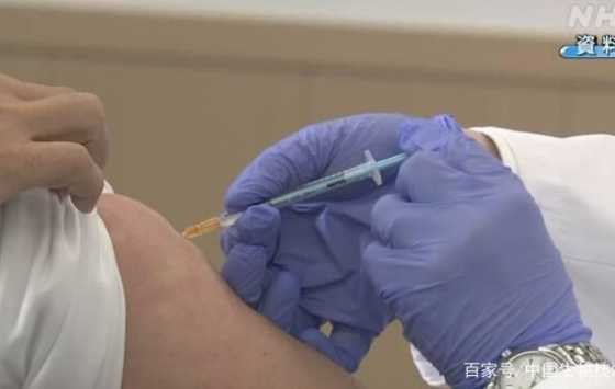 日本一名20多岁女性在接种辉瑞疫苗后感染新冠病毒