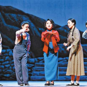 “三朵梅花”同台献演川剧《江姐》