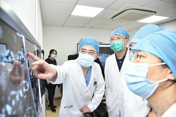一次门诊 一键预约 胸科医院多学科专家为您“量身定制”医疗服务 ... ...