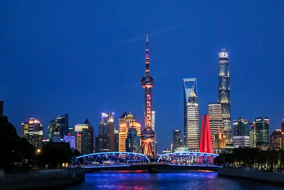 夏夜“大餐”已备好 “夜浦东”活力涌动