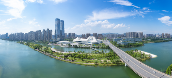 好看新区｜打卡《扫黑风暴》取景地梅溪湖金茂双子塔