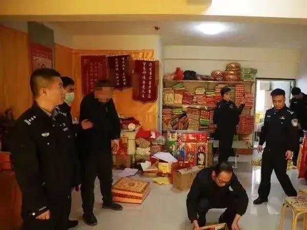 “可趁阎王不在家偷改生死簿”？一个敢骗一个敢信！