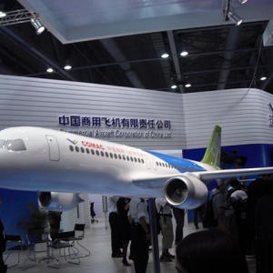 “钛”难了，波音空客付出代价，C919的机会来了