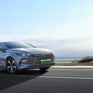 百公里油耗3.8L，比亚迪再推新车，驱逐舰05 11.98万起售