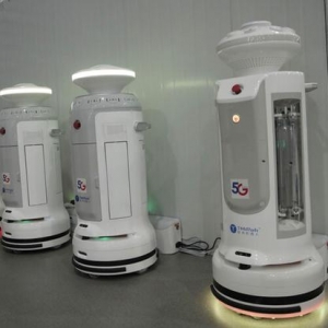 智能消毒、自主送餐……看上海方舱医院里的科技力量