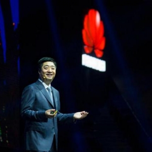 因组织调整致员工内部流动加快，华为宣布将调整绩效考核指标：降低销售业绩权重 ...