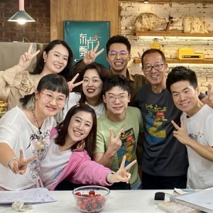 新东方一周封神！直播间粉丝破千万 股价涨近6倍