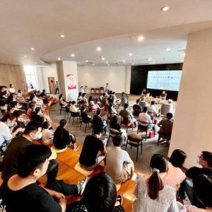 循着李渔、袁枚足迹，他来南京听历史的回声