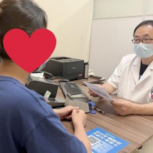 吃网红“小粉丸”又出事了，杭州一女子多日手脚无力，医生说严重可致命！ ...