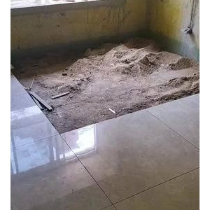 西安男子花近10万元全包装修新房 卧室还没铺完同色地砖却不够用了 ...