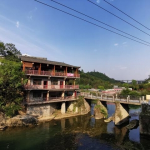 贵安新区：“党建+”引领 因地制宜选准优势强产业