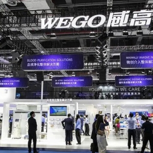70岁威海首富再交招股书，已有三家上市公司，市值近700亿