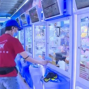 解除临时管控后，内江娱乐场所有序恢复经营
