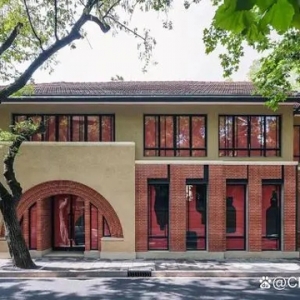 化妆品越卖越贵之后，巨头该如何继续押注中国？