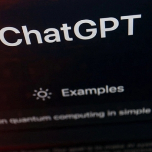 比尔盖茨评价ChatGPT，堪称划时代应用，外媒：华为早有布局