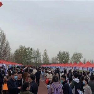 太白湖新区举办“湖纳百溪•才荟太白—名校人才直通车”招聘活动 ...