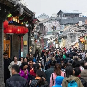 线下消费：人气回来了，消费跟上了吗？｜消费观察2023Q1