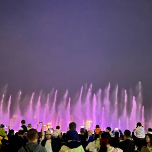 “五一”期间 新区旅游市场火爆