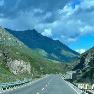 穿越最美独库公路+北疆全景大环线旅游专列12日游，7月长沙出发4599元起