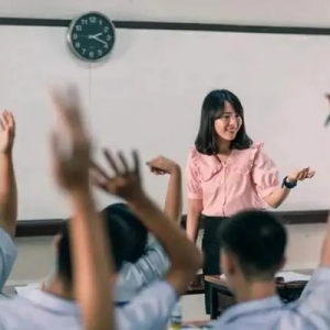 这两地的优秀校长和教师，不让“挖”了