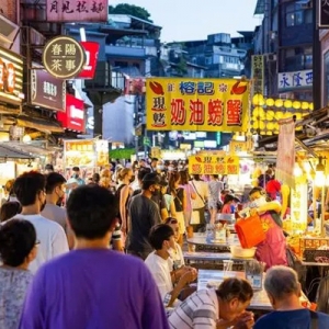 台湾夜市大陆小吃越来越多，台网友好奇：冰粉、双皮奶是啥？