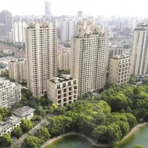 看房者多了三五成：“卖一买一”踊跃，二手房放盘量创新高