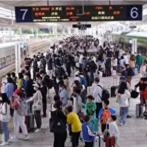 春城夜谭｜假期游预订“爆棚”，让短期流量带动文旅持久“留量”