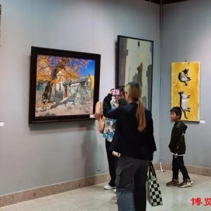 淄博：家门口看画展，国庆节拉满文艺感