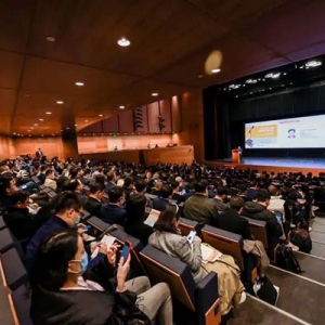 共论新能源汽车可持续发展之道，2023第十八届中国汽车产业论坛在浦东举办