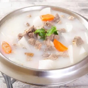 冬日萝卜深受市民喜爱，中医科医生推荐药膳餐，这些人群不宜食用