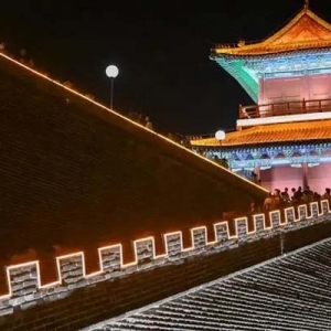 “这么近，那么美，周末到河北”成金字招牌
