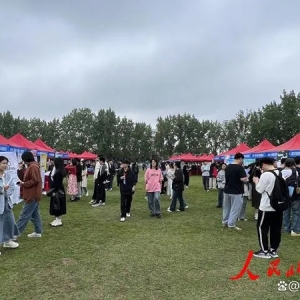 河南社旗：百企进校园 双选促就业