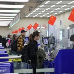 “五一”出境游大热！假期期间，青岛机场口岸预计出入境客流超4万人次
