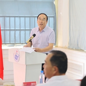 首届新时期儿童健康成长公益研讨会举行