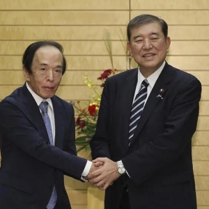 日本新首相“喊停”央行加息计划，市场哗然日元汇率暴跌