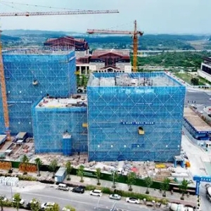 国庆我在岗丨贵安新区上海张江软件产业园A区项目开足建设马力