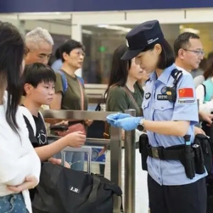 车畅人旺！国庆假期深圳湾口岸出入境持续火热