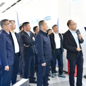 全国优强民企陇上行活动参会代表在新区参观考察