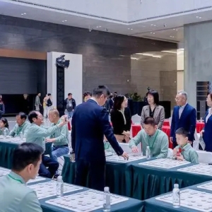 “弈坛锦绣 棋聚花木”——2024花木街道象棋嘉年华在上博东馆举行