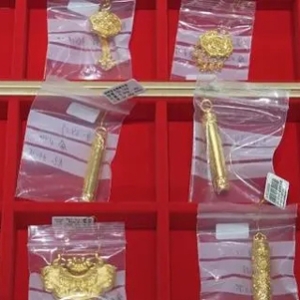 金饰替代品“金包银”销售火爆 业内人士提醒：投资需谨慎